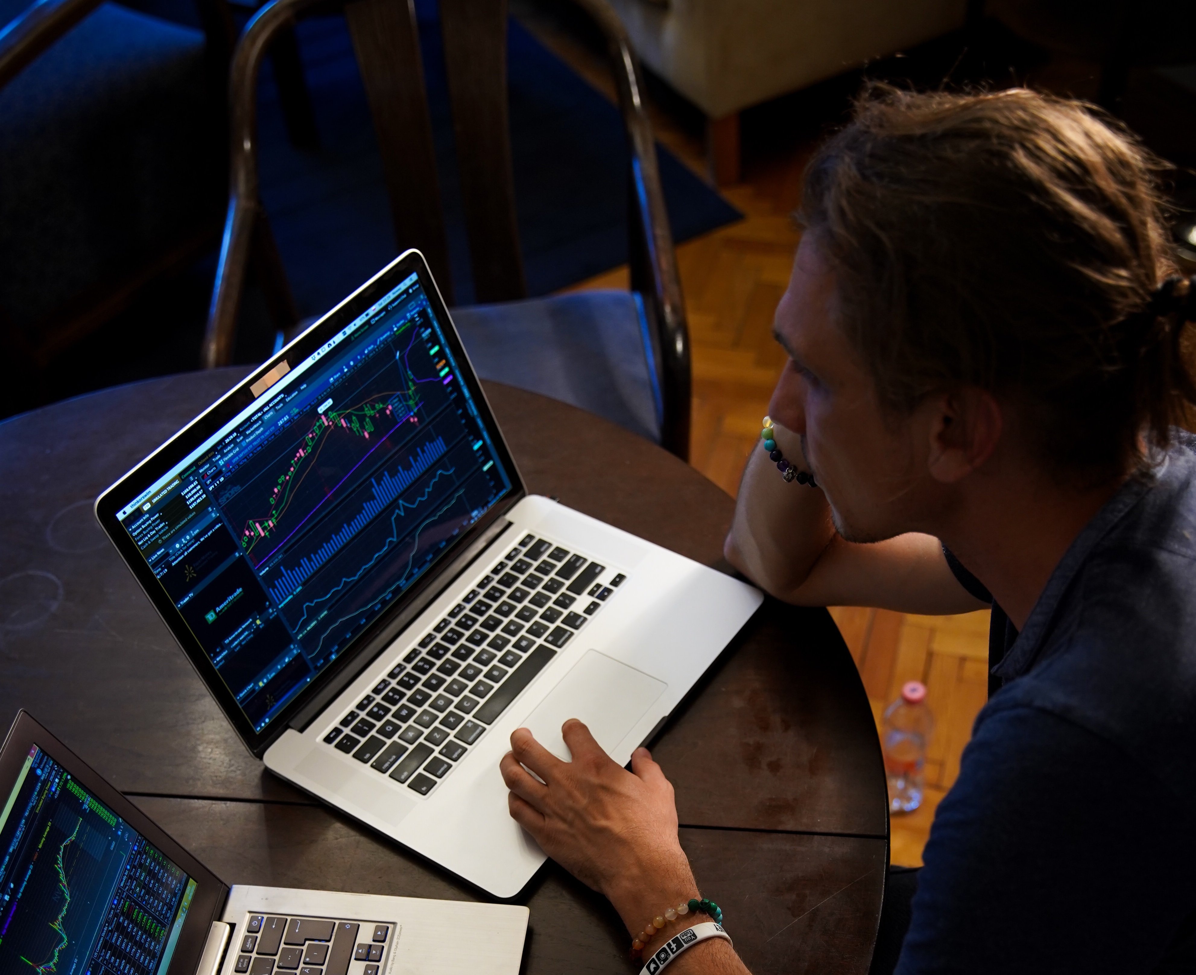 Time Series Decomposition: Data Processing for Deploying a Forecasting Solution