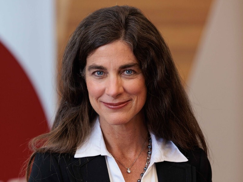 Jennifer ostyn headshot