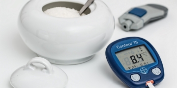 Predict blood glucose from continuous glucose monitoring data